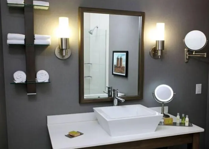 Doubletree By Hilton West Sanford Medical Center Area Hotel 4*