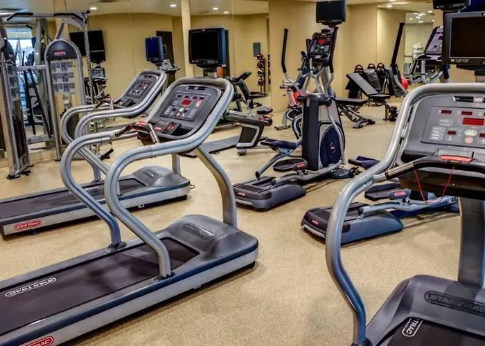 Hotel Doubletree By Hilton West Sanford Medical Center Area