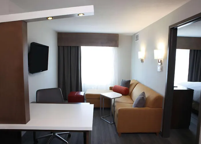 Doubletree By Hilton West Sanford Medical Center Area Hotel