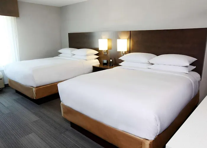 Doubletree By Hilton West Sanford Medical Center Area Hotel Fargo