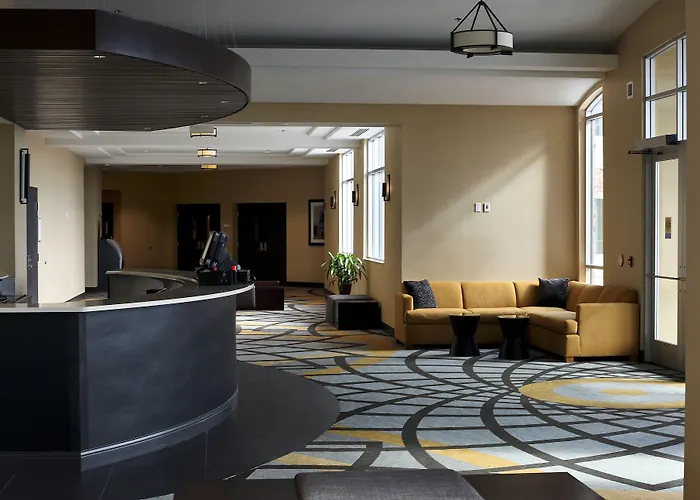 Doubletree By Hilton West Sanford Medical Center Area 4*