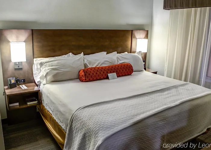 Hotel Doubletree By Hilton West Sanford Medical Center Area 4*